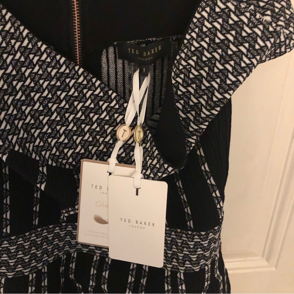 NWT Ted Baker Yolinii Bardot Off-the-Shoulders Bodycon Dress TB 1 - Picture 4 of 13